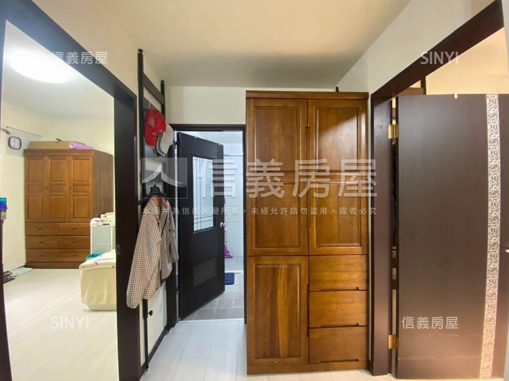 福林國小一樓門口方便停車房屋室內格局與周邊環境