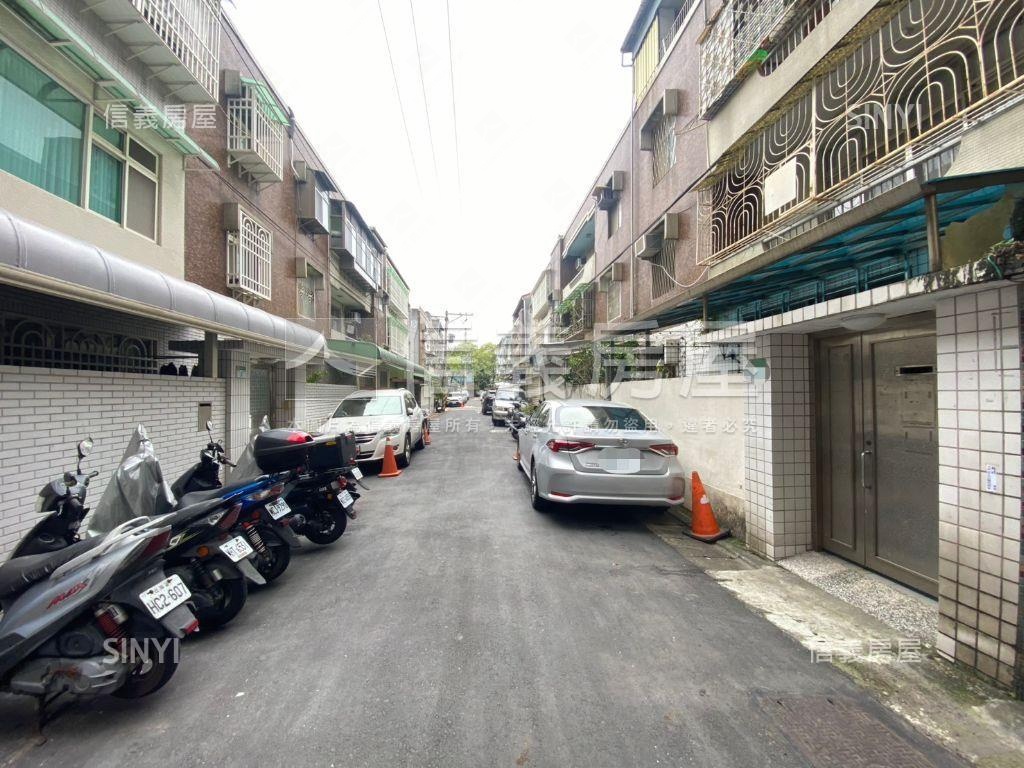 福林國小一樓門口方便停車房屋室內格局與周邊環境