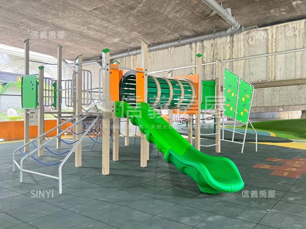合環ＬＡＮＤＭＡＲＫ四房房屋室內格局與周邊環境