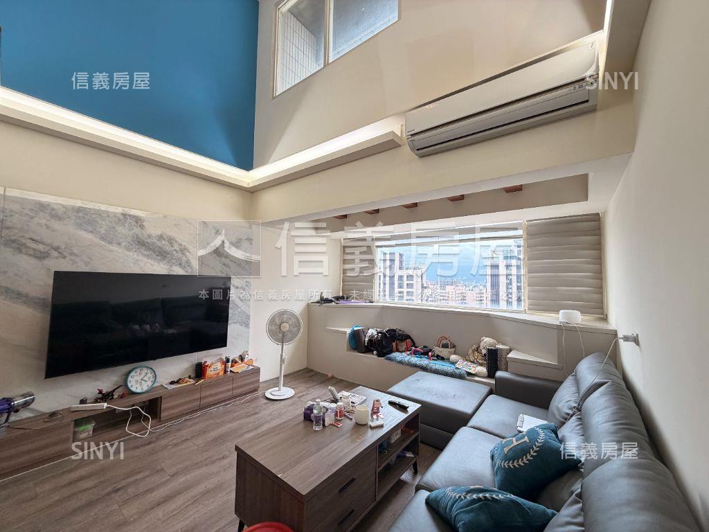 精美樓中樓景觀豪邸房屋室內格局與周邊環境