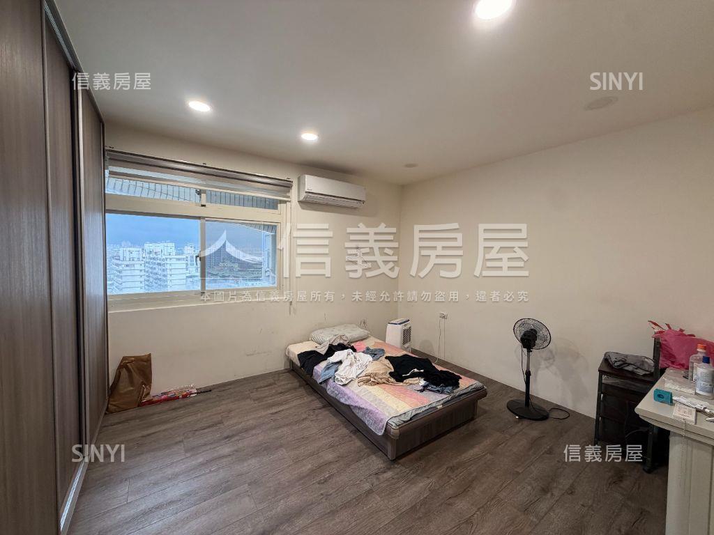 精美樓中樓景觀豪邸房屋室內格局與周邊環境