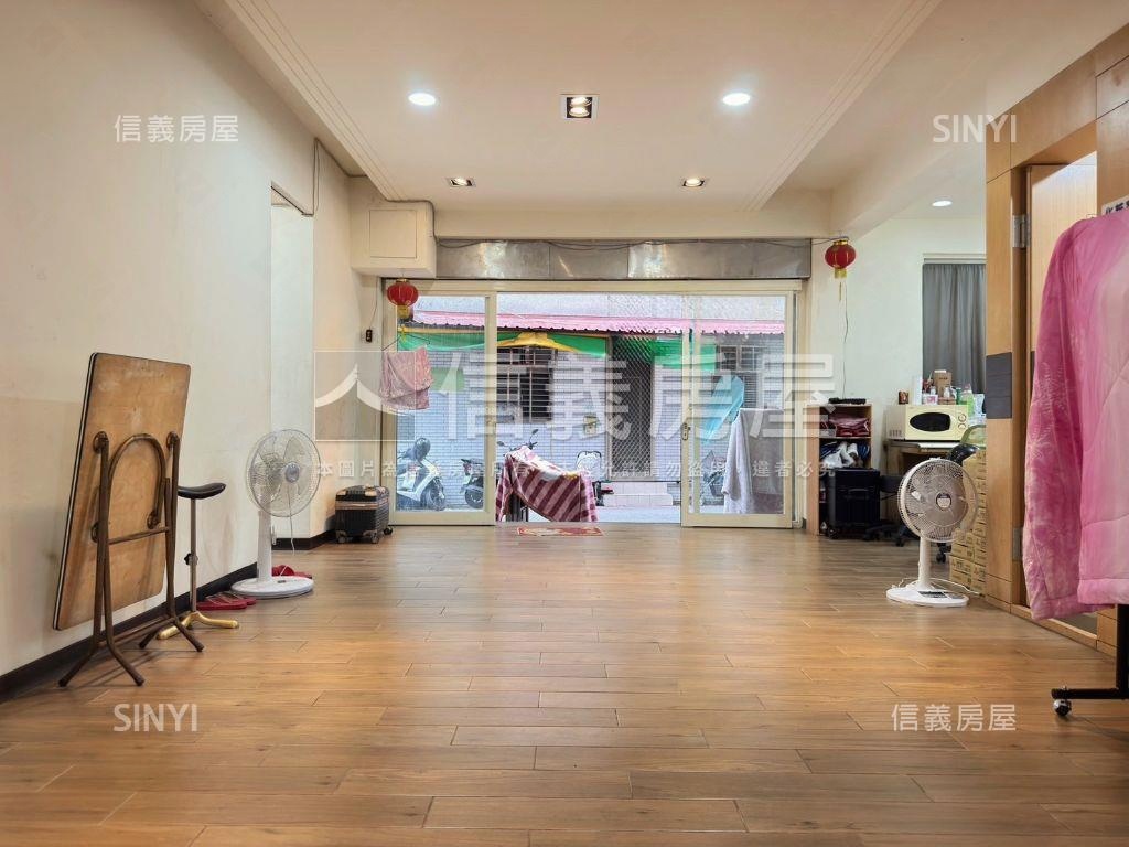 民光優質黃金三角窗店面房屋室內格局與周邊環境