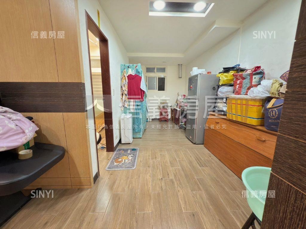 民光優質黃金三角窗店面房屋室內格局與周邊環境