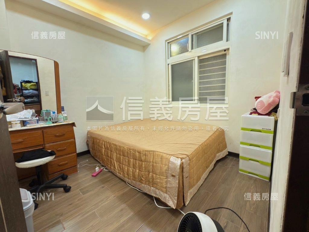 民光優質黃金三角窗店面房屋室內格局與周邊環境