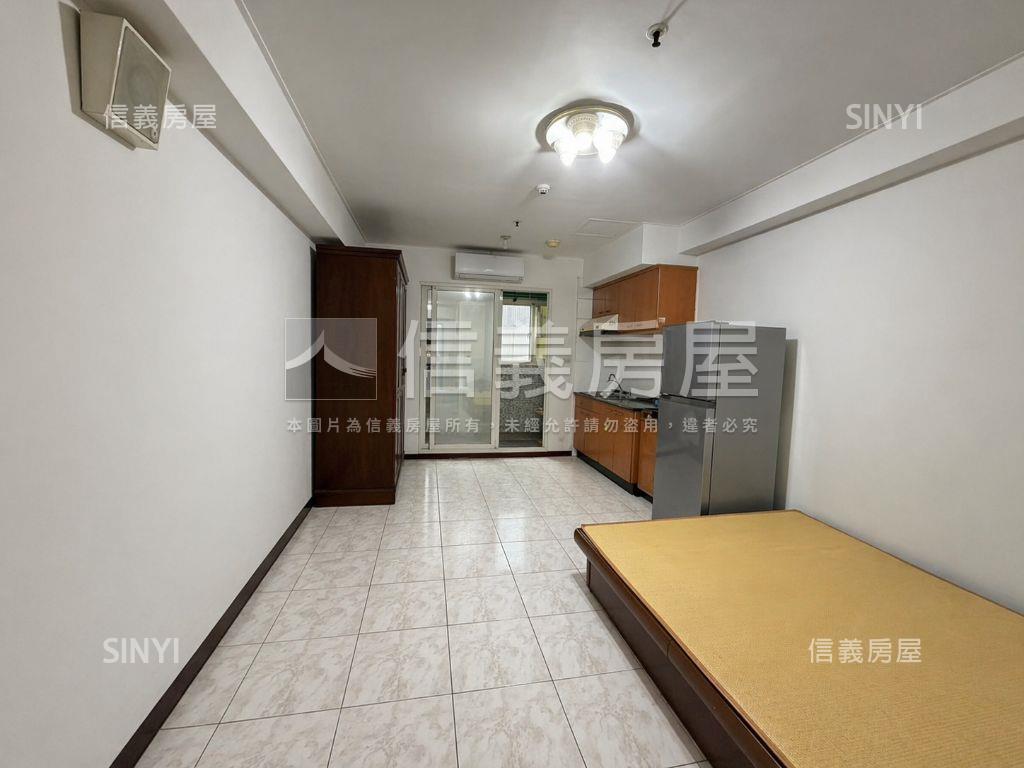 高湯屋電梯套房山景美屋房屋室內格局與周邊環境