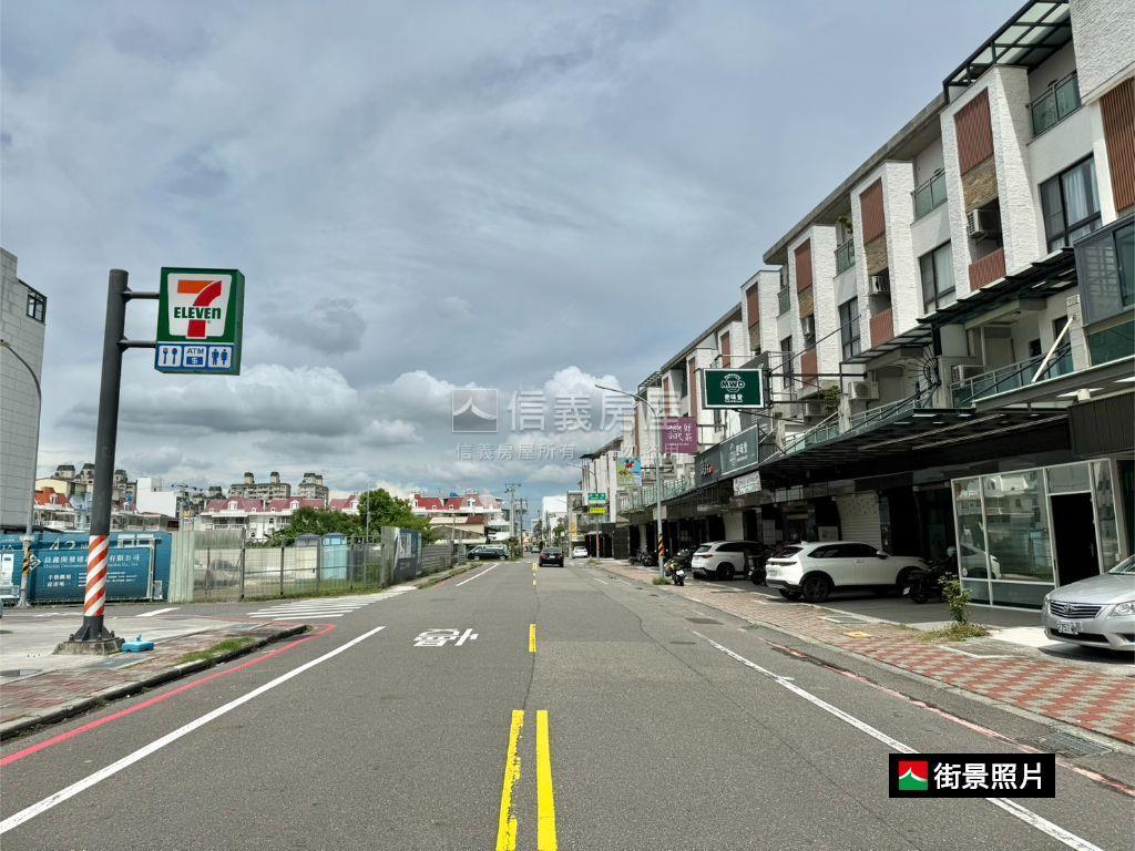 府安路五段角窗店透房屋室內格局與周邊環境