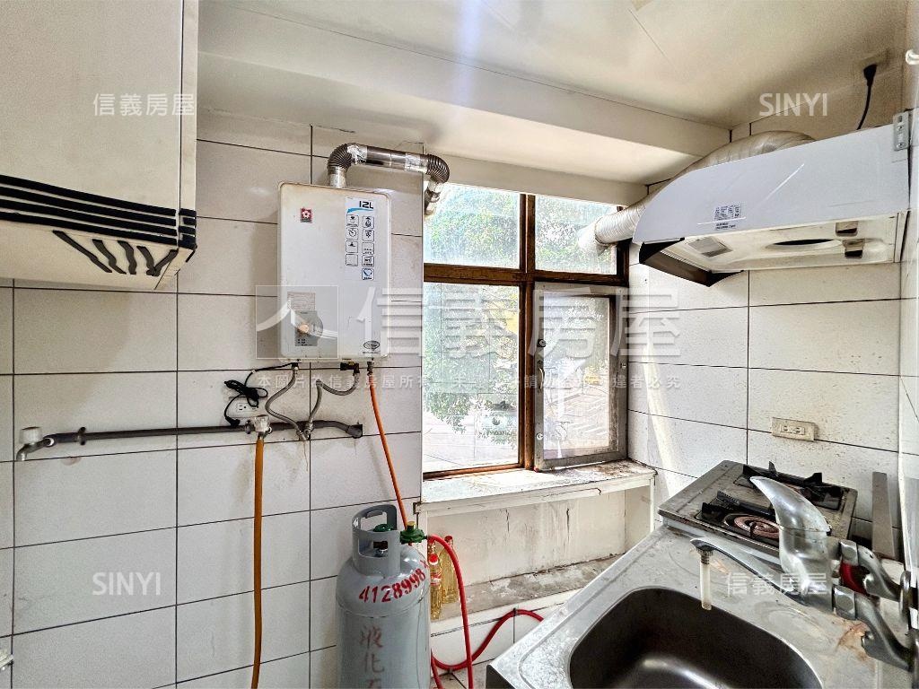 ３ＤＶＲ－四房電梯邊間房屋室內格局與周邊環境