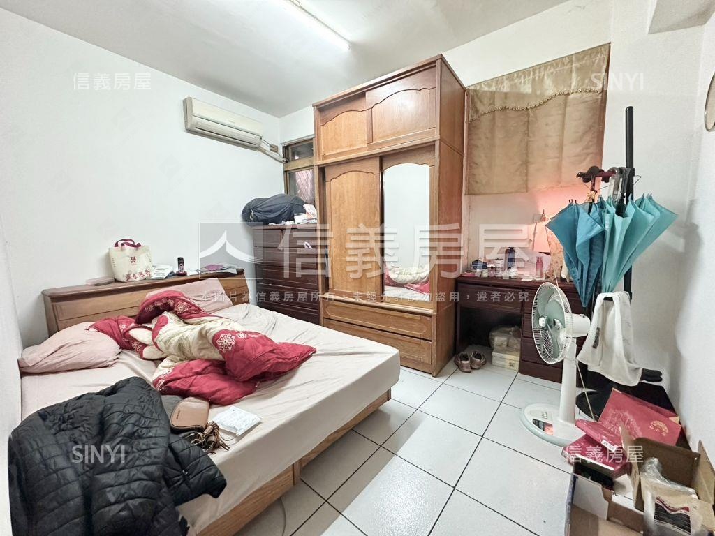 新生街稀有邊間五房華廈房屋室內格局與周邊環境