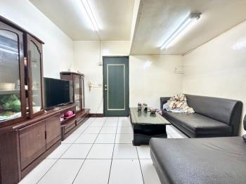 新生街稀有邊間五房華廈