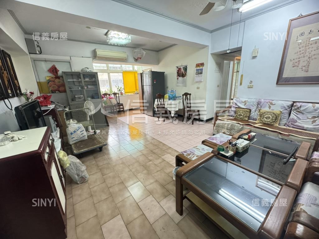 忠駝稀有朝南三房房屋室內格局與周邊環境