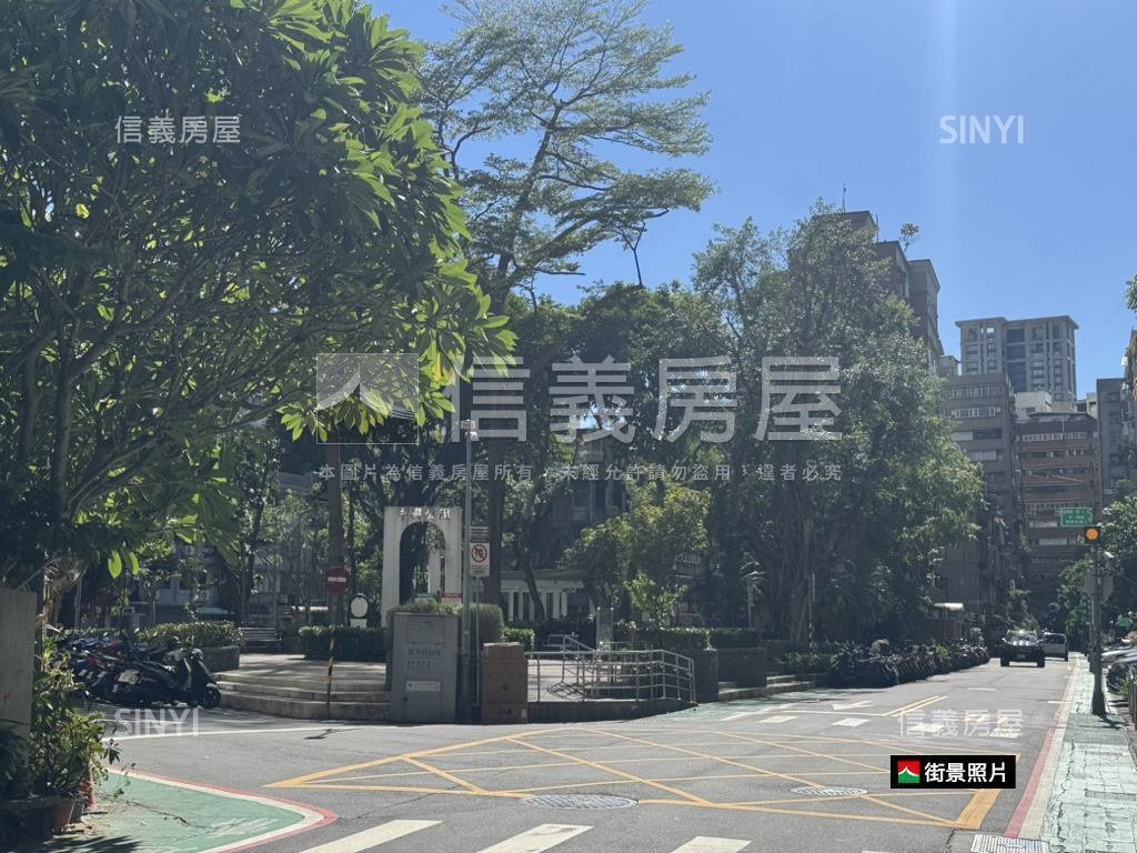 忠駝稀有朝南三房房屋室內格局與周邊環境