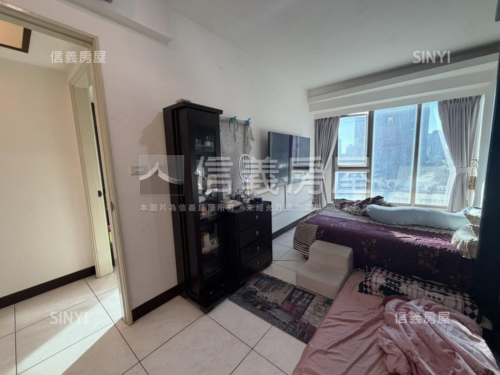 台北新境採光三房房屋室內格局與周邊環境