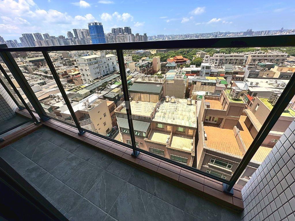 府前欣苑３房河景好美房屋室內格局與周邊環境