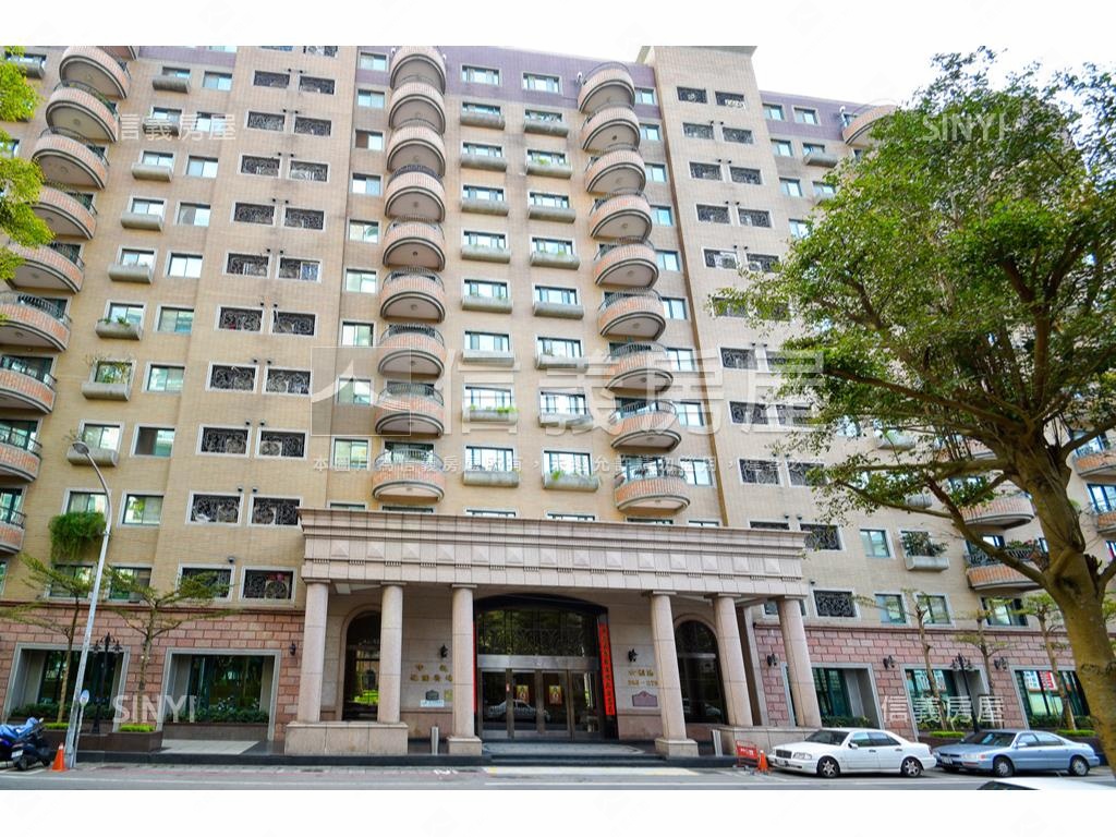 依山傍水中悅花廣四房車位房屋室內格局與周邊環境