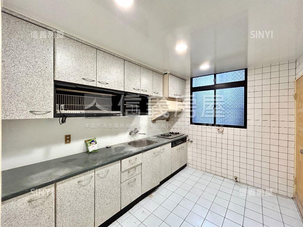 秀朗大空間值得擁有房屋室內格局與周邊環境