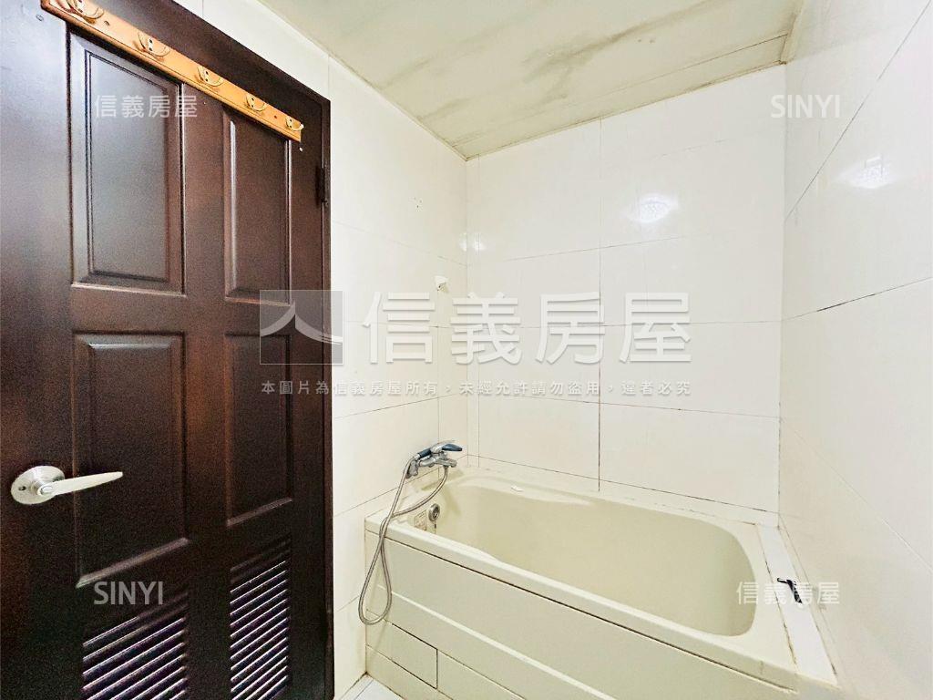 【專任】灣頂二房帶車位房屋室內格局與周邊環境