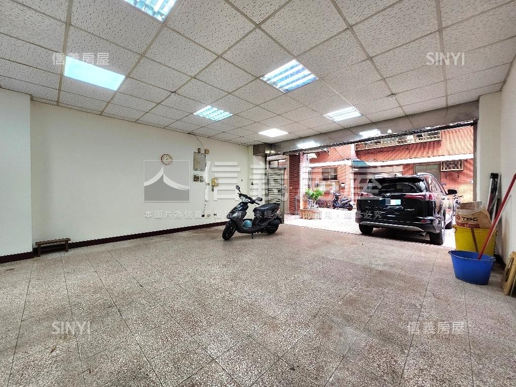 近銀河灣計畫區社區一樓房屋室內格局與周邊環境