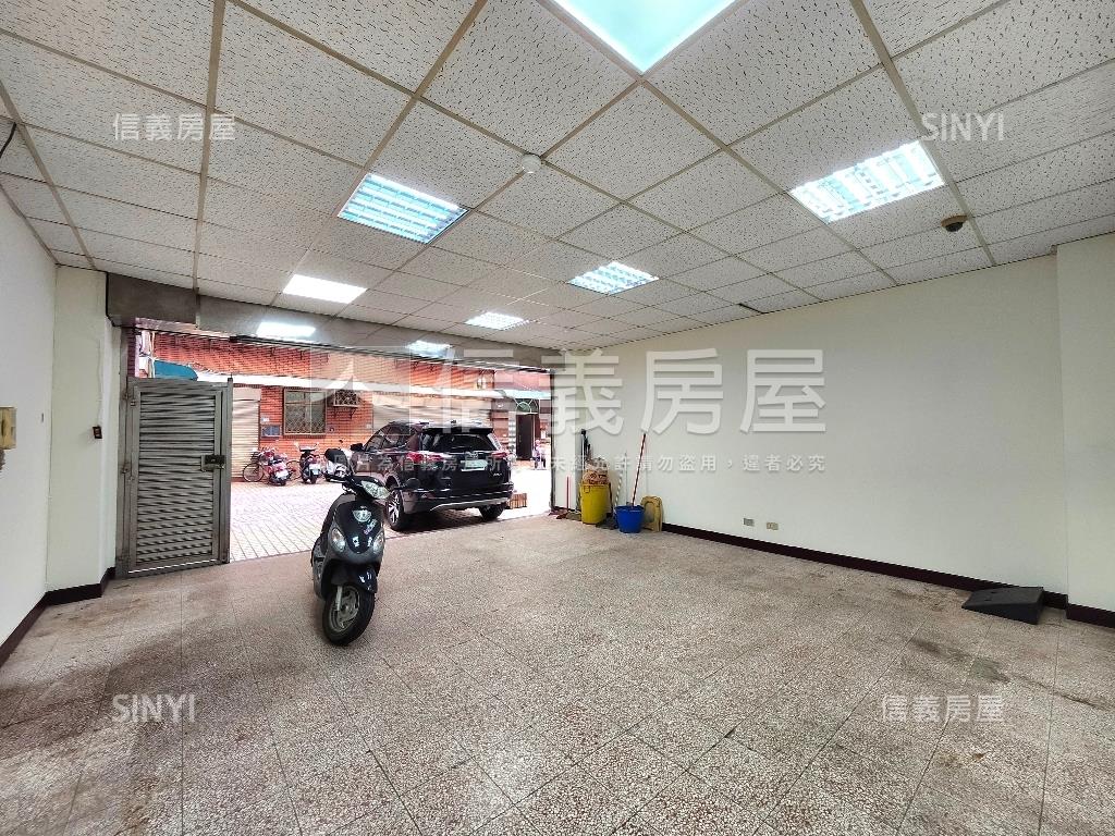 近銀河灣計畫區社區一樓房屋室內格局與周邊環境