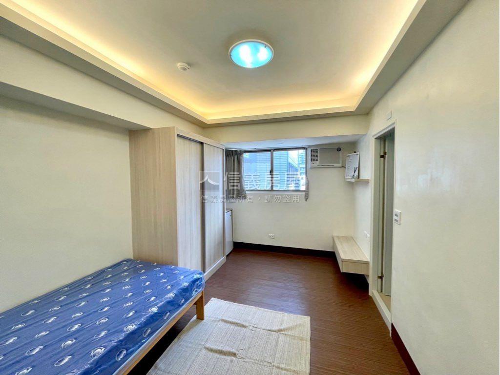 台中南屯區向上南路美套房房屋室內格局與周邊環境