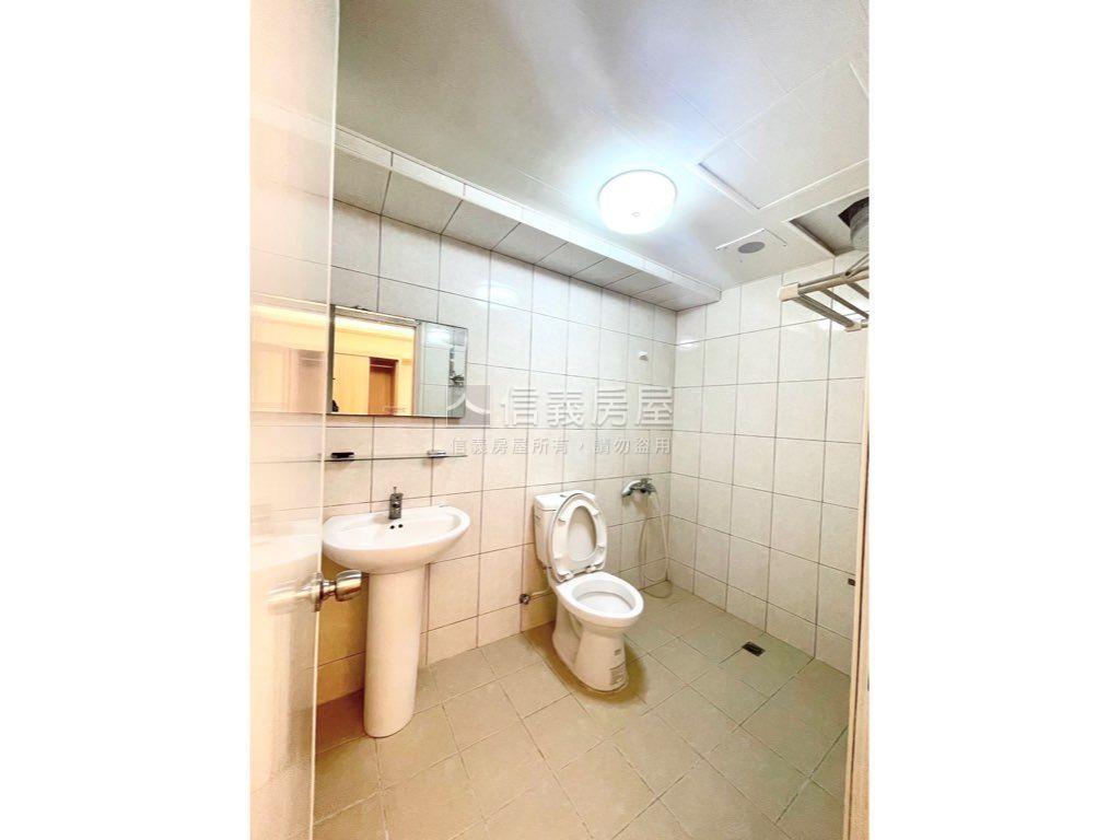 台中南屯區向上南路美套房房屋室內格局與周邊環境