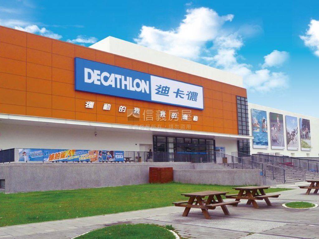 台中南屯區向上南路美套房房屋室內格局與周邊環境