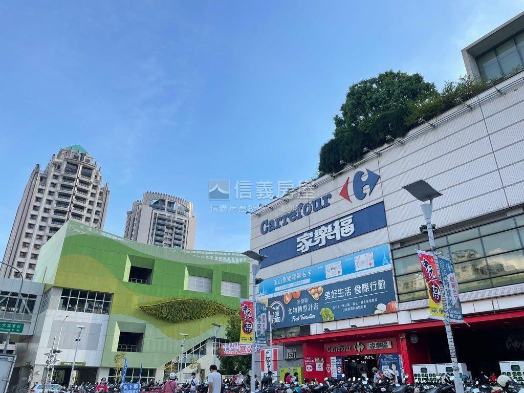 台中南屯區向上南路美套房房屋室內格局與周邊環境