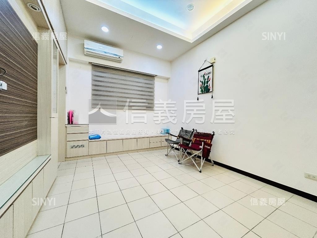 民族裝潢一樓房屋室內格局與周邊環境