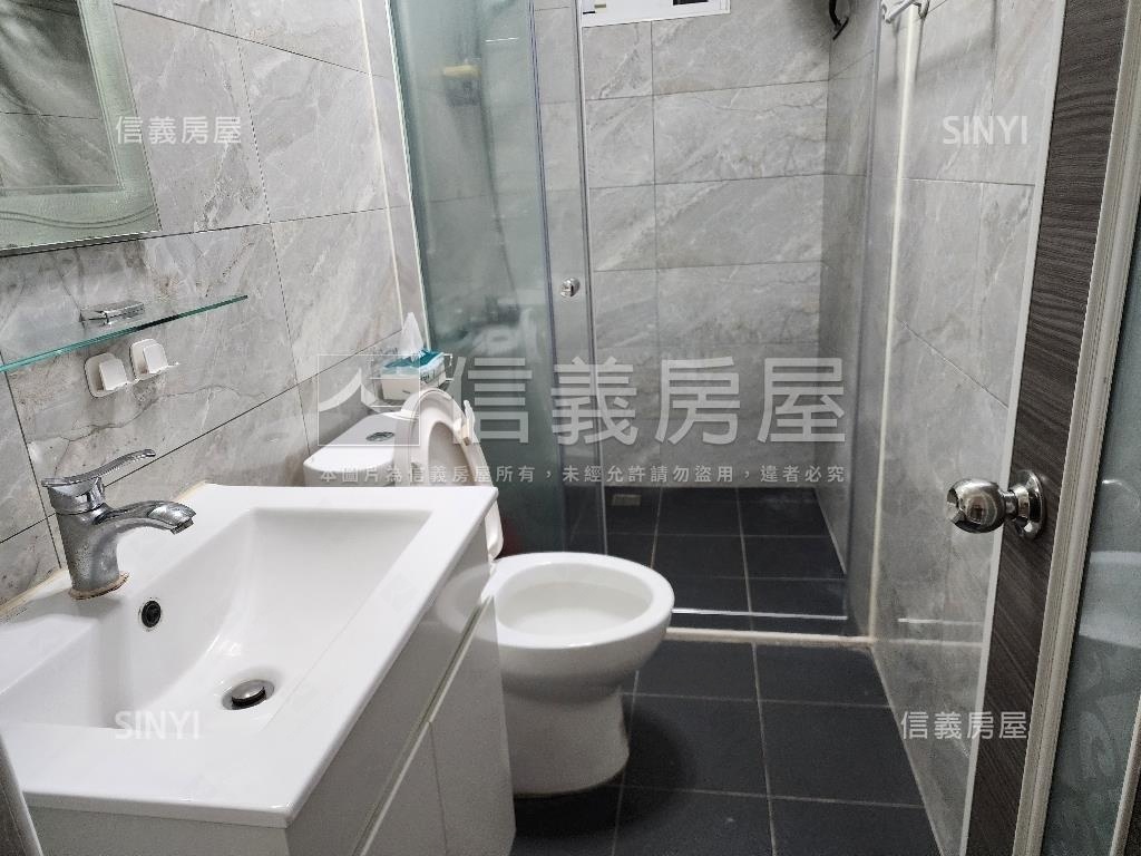 民族裝潢一樓房屋室內格局與周邊環境