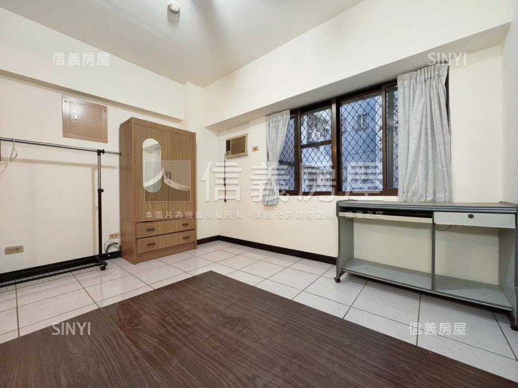 大鎮江山質感美套房房屋室內格局與周邊環境