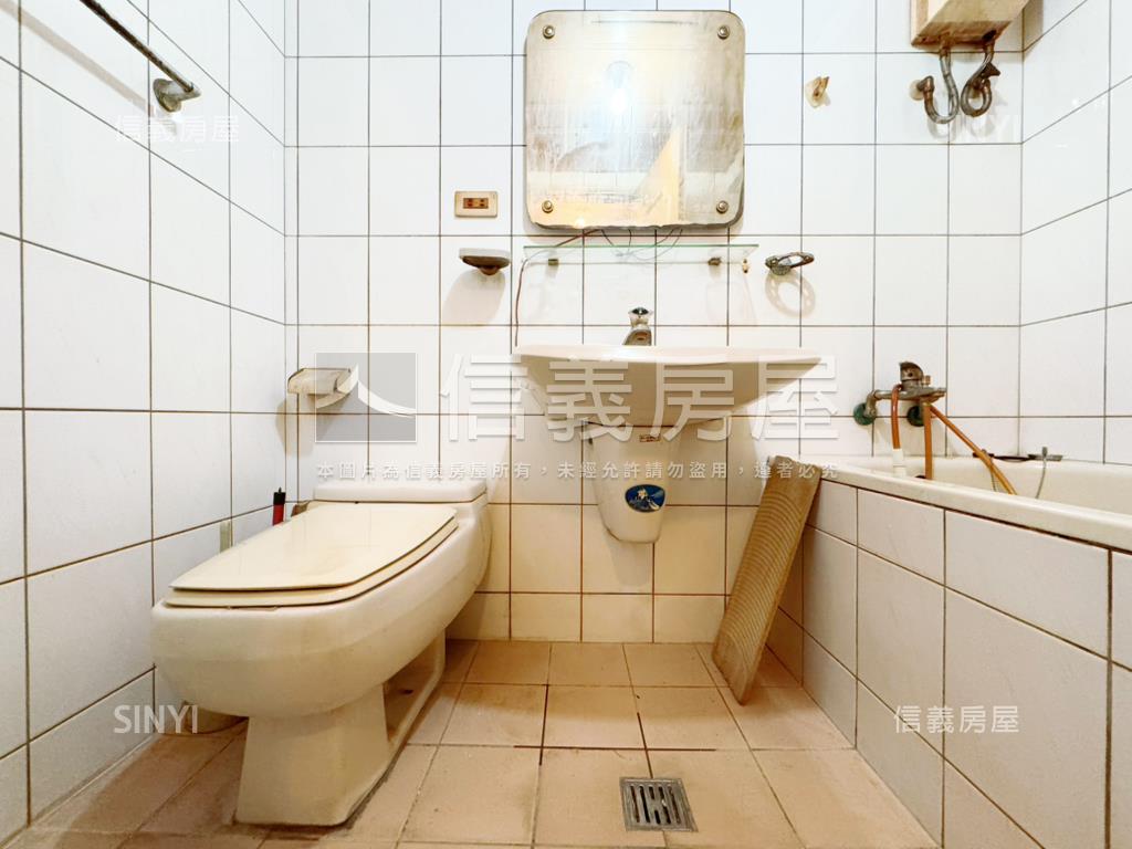 大鎮江山質感美套房房屋室內格局與周邊環境