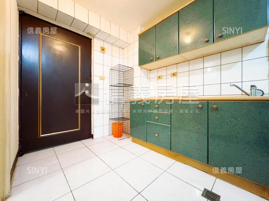 大鎮江山質感美套房房屋室內格局與周邊環境