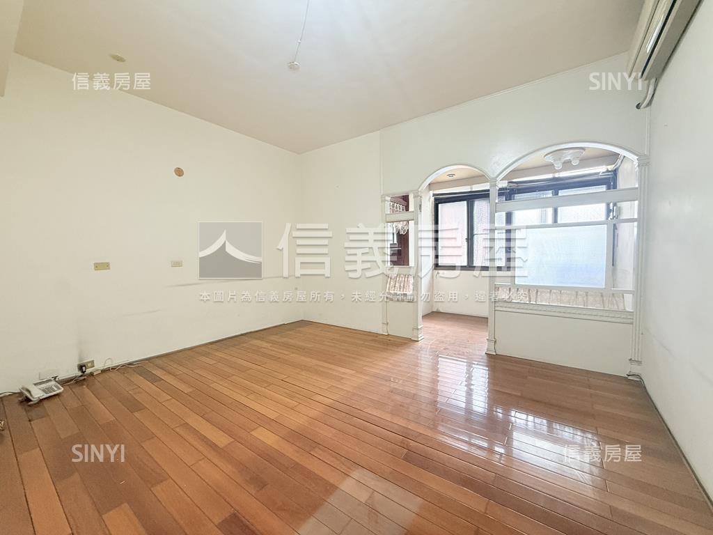 南投家樂福旁美透天房屋室內格局與周邊環境