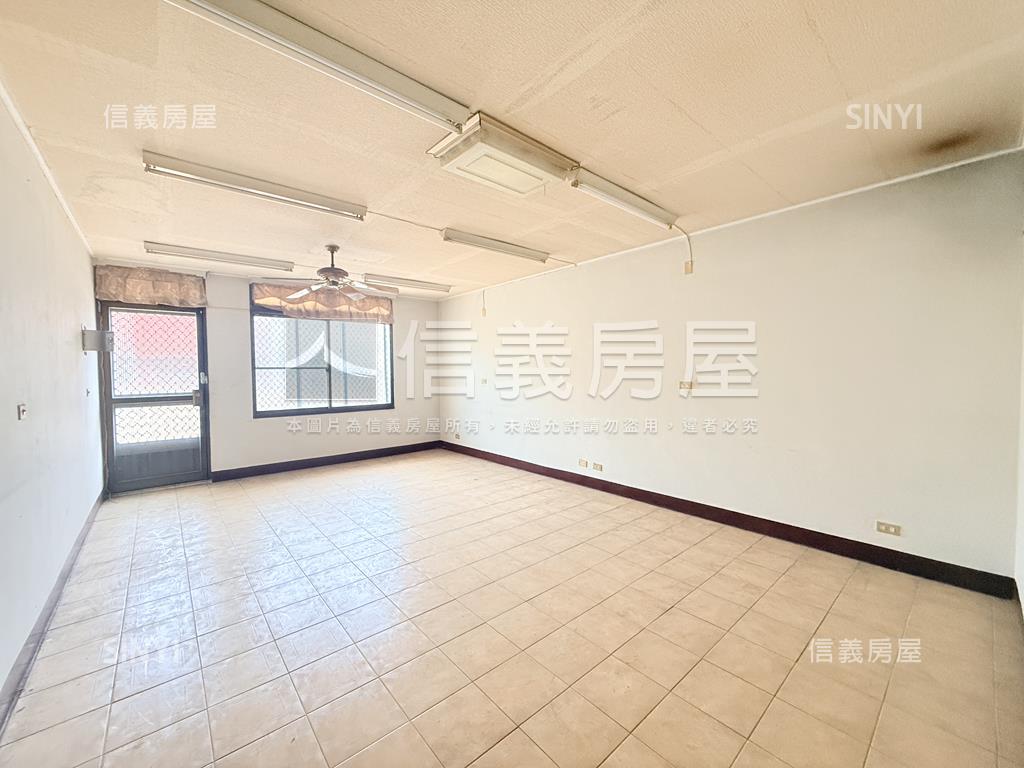 南投家樂福旁美透天房屋室內格局與周邊環境