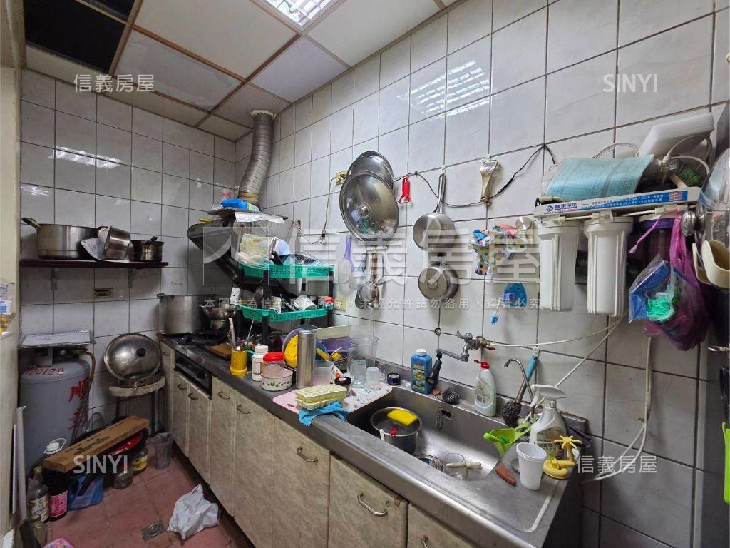 秀水大面寬田字美墅房屋室內格局與周邊環境