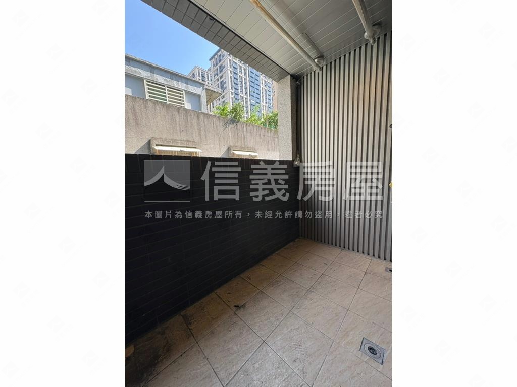 欣聯心邊間三房車位房屋室內格局與周邊環境
