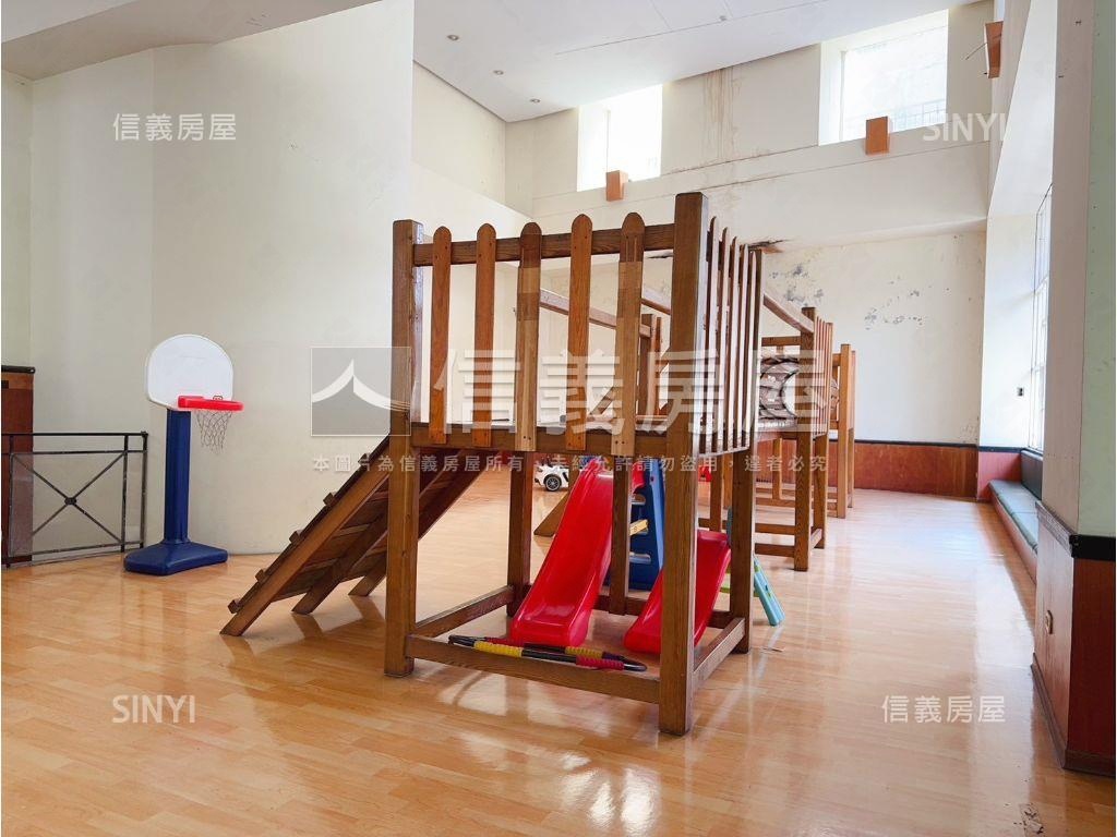 北區採光視野戶大三房平車房屋室內格局與周邊環境