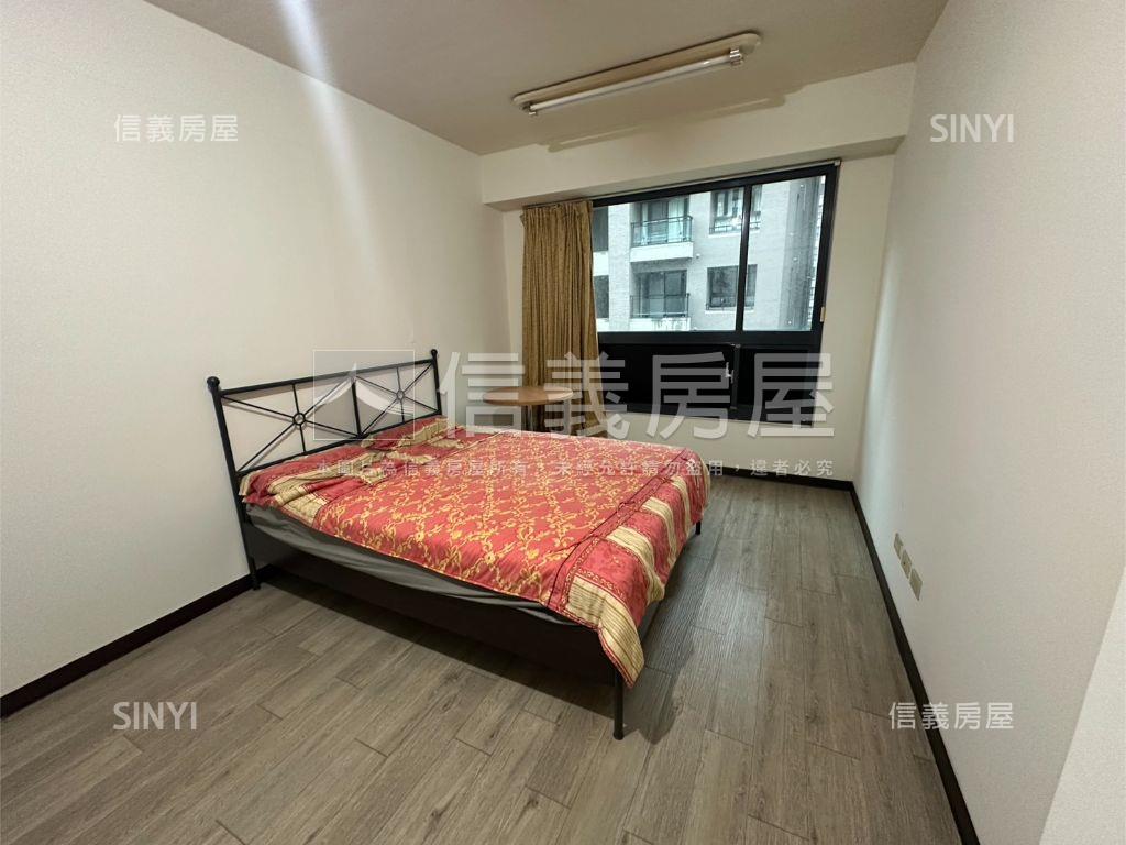 高鐵特區別墅勳章房屋室內格局與周邊環境