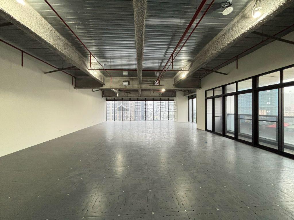 板橋江翠全新鋼骨辦公６Ｆ房屋室內格局與周邊環境