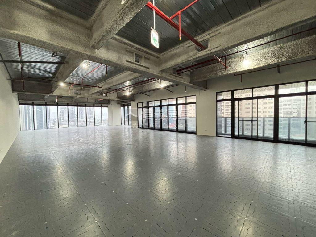 板橋江翠全新鋼骨辦公６Ｆ房屋室內格局與周邊環境