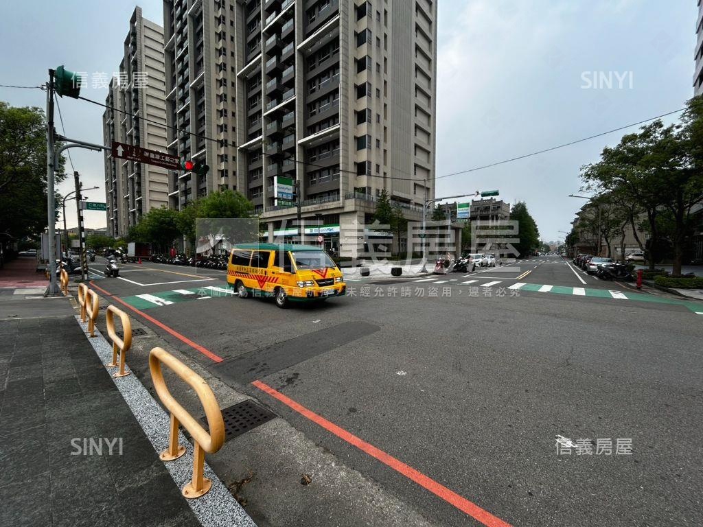 近公園自有車庫大溪美別墅房屋室內格局與周邊環境