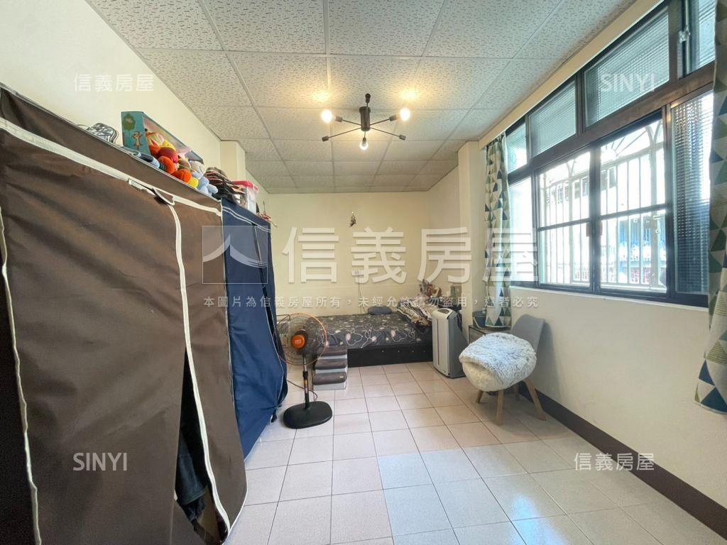 三多捷運永樂街上騎樓透店房屋室內格局與周邊環境