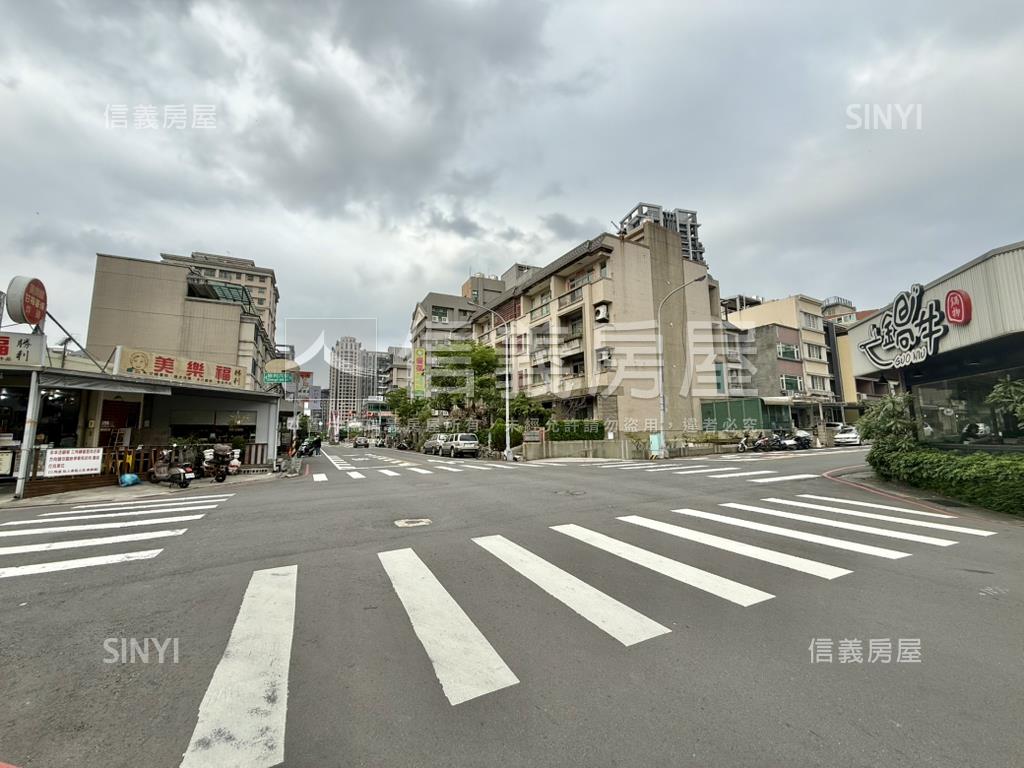 近喜來登生活圈臨路透天房屋室內格局與周邊環境