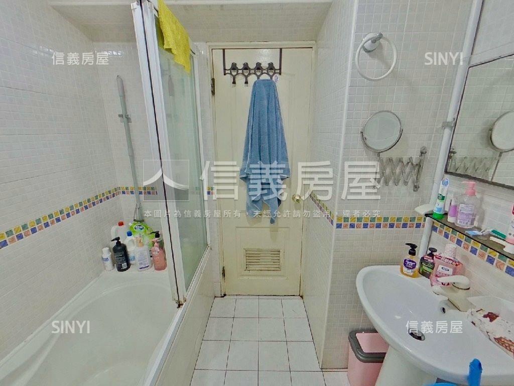 獨家宏國電梯兩房高樓美景房屋室內格局與周邊環境
