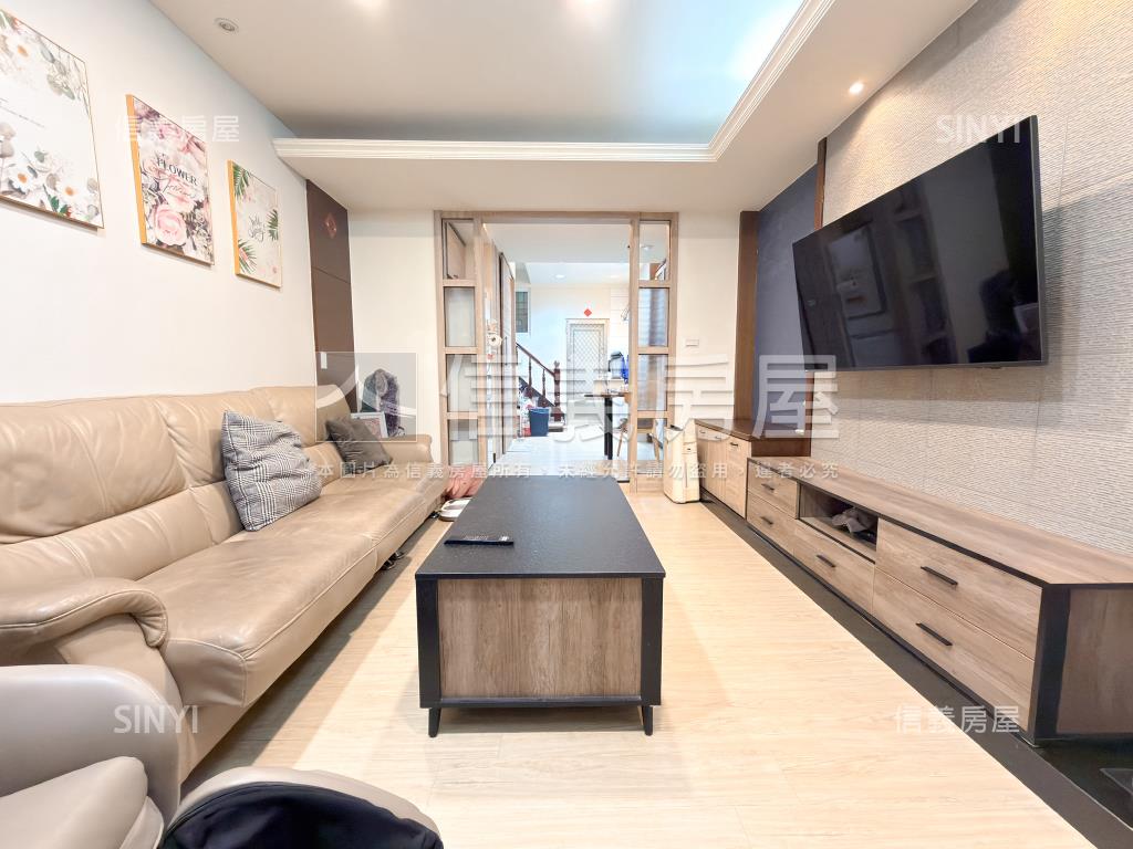 三多亞灣屋況美透天房屋室內格局與周邊環境