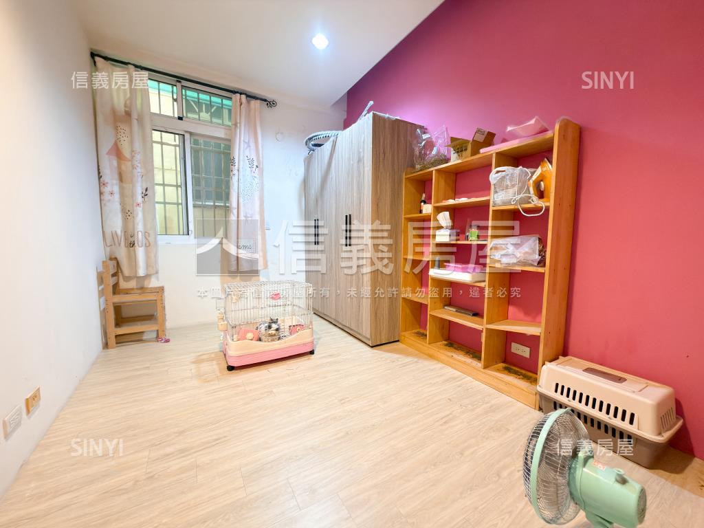 三多亞灣屋況美透天房屋室內格局與周邊環境