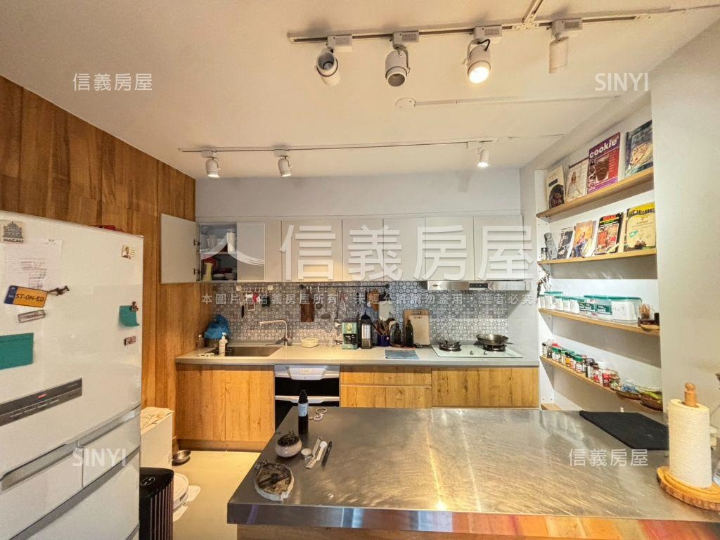 湖光國宅美妝電梯美屋房屋室內格局與周邊環境