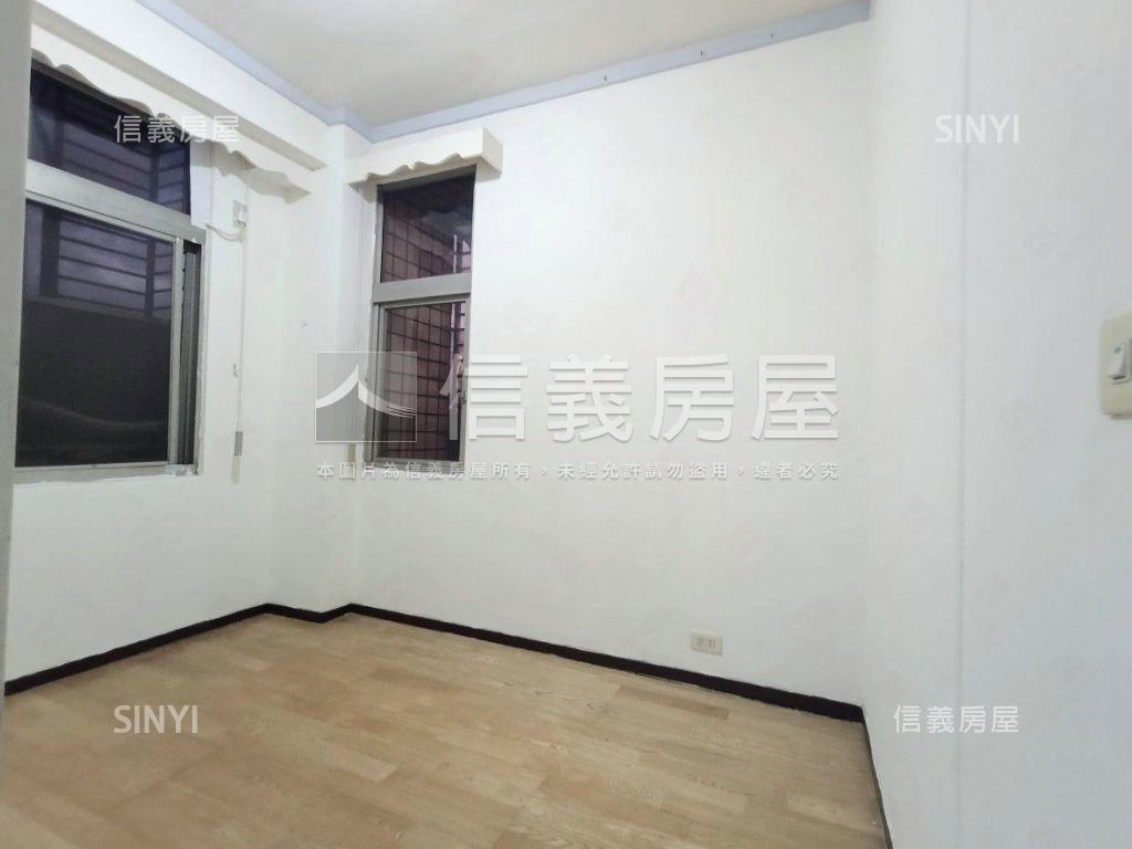 麒麟邊間電梯三房房屋室內格局與周邊環境