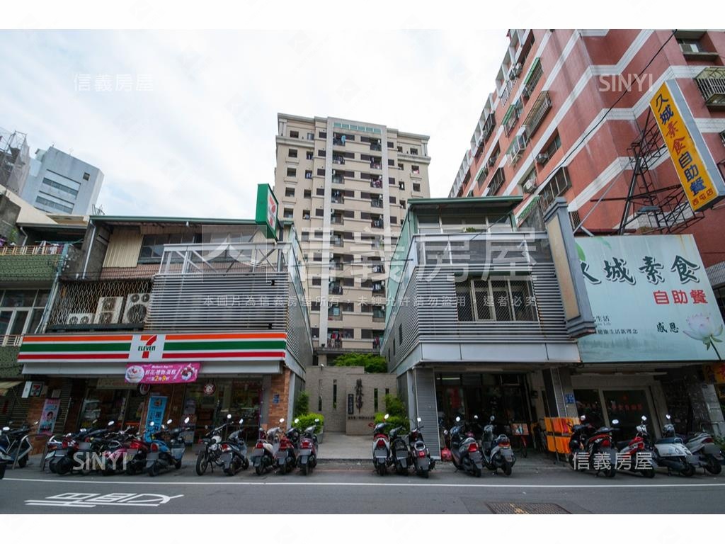 降價！逢甲採光讚兩房車位房屋室內格局與周邊環境
