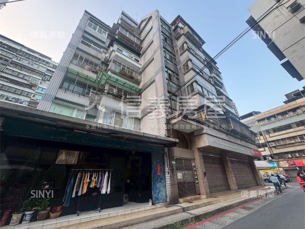 稀有３房電梯坡平車位房屋室內格局與周邊環境