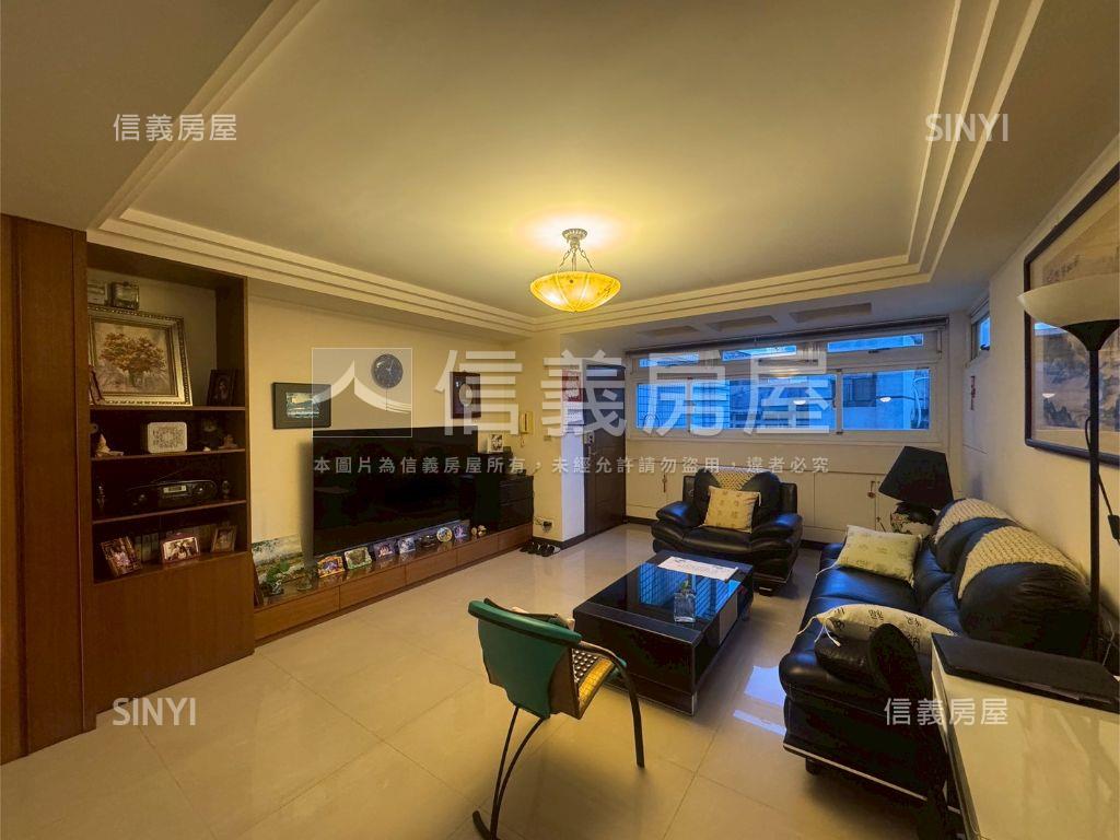 稀有３房電梯坡平車位房屋室內格局與周邊環境